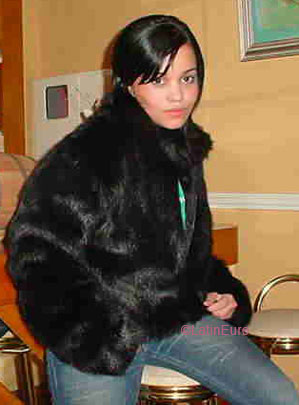 Date this athletic Brazil girl Thata from SAO PAULO B6243