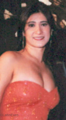 Date this sensual Brazil girl Viviane from GOIANIA B6259