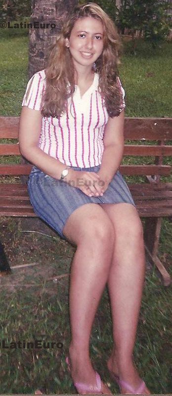 Date this hot Brazil girl Priscila from Saquarema B631