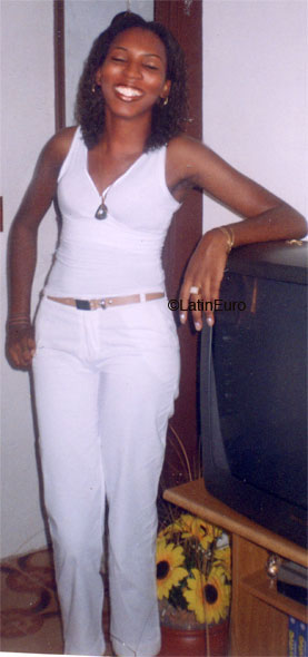 Date this georgeous Brazil girl Aline from RIO DE JANEIRO B6424