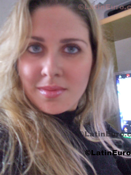 Date this delightful Brazil girl Denise from Sao Paulo B657