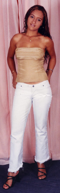 Date this georgeous Brazil girl Suleima from  B6699