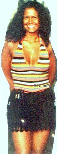 Date this voluptuous Brazil girl Geisa from MAUA B6810