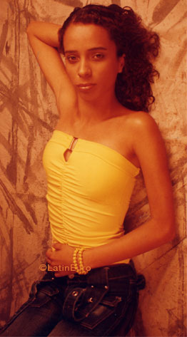 Date this cute Brazil girl Maria from GOVERNADOR VALADARES B6873