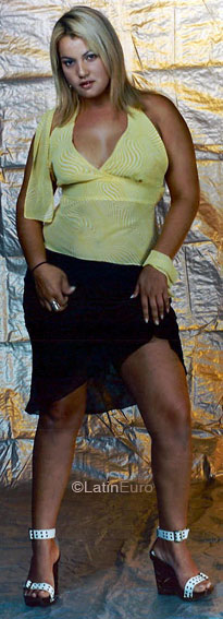 Date this sultry Brazil girl Fabiani from DOURADOS B6913