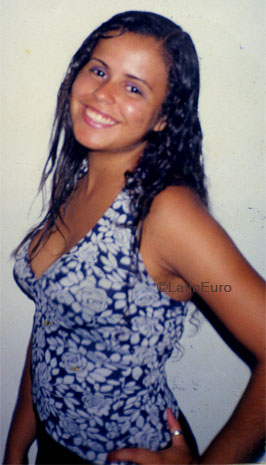 Date this charming Brazil girl Alaine from SANTA TEREZA B6915