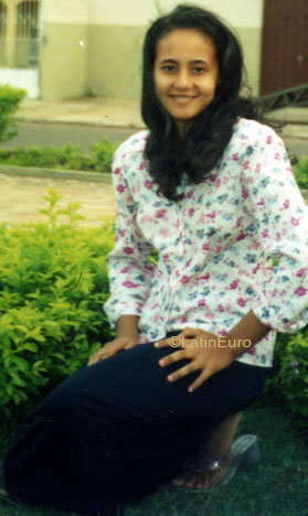 Date this foxy Brazil girl Marcia from CACERES B6961