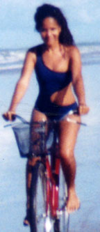 Date this delightful Brazil girl Renilda from RIO DE JANEIRO B6987