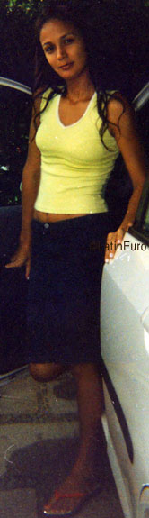 Date this hard body Brazil girl Helenice from SALVADOR B7025