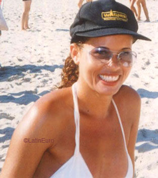 Date this young Brazil girl Tania from LONDRINA B7039