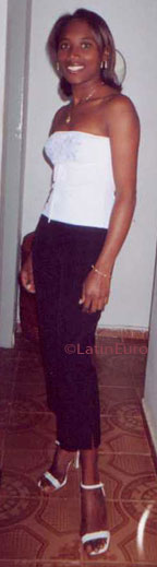 Date this tall Brazil girl Aricelia from BRASILIA B7091