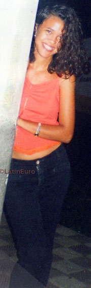 Date this funny Brazil girl Marcolange from MINEIROLANDIA B7135