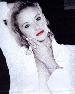 Date this voluptuous Brazil girl Rivania from SAO PAULO B7174