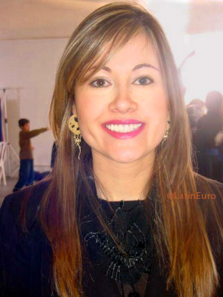 Date this hot Brazil girl Angye from  B7212