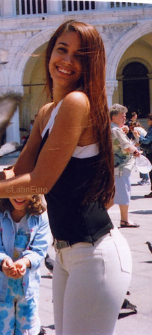 Date this fun Brazil girl Sabrina from RIO DE JANEIRO B7287