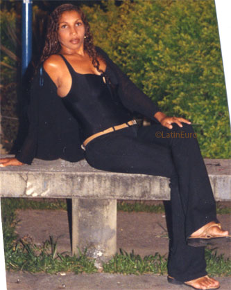 Date this passionate Brazil girl Jamira from RIO DE JANEIRO B7380