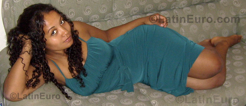 Date this athletic Brazil girl Luciana from Sao Paulo B745