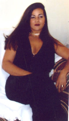 Date this athletic Brazil girl Sandra from GOIANIA B7515