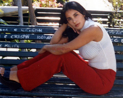 Date this beautiful Brazil girl Izabel from RIO DE JANEIRO B7529