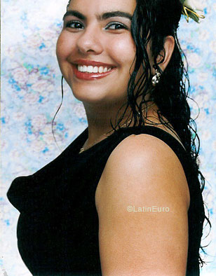 Date this pretty Brazil girl Veronica from  B7549