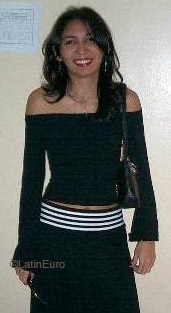 Date this charming Brazil girl Ana from BRASILIA B7551