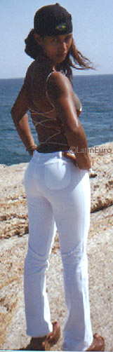 Date this foxy Brazil girl Rosana from JARDIM B7600