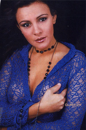 Date this georgeous Brazil girl Luciana from NOVO HAMBURGO B7610