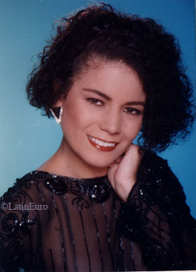 Date this beautiful Brazil girl Laisa from PORTO ALEGRE B7887