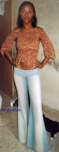 Date this cute Brazil girl Gladys from SAO PAULO B7933