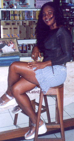 Date this good-looking Brazil girl Jacilia from SALVADOR B7976