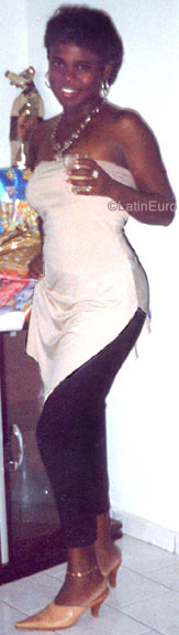 Date this athletic Brazil girl B8043 from PINDAMONHANGABA B8043