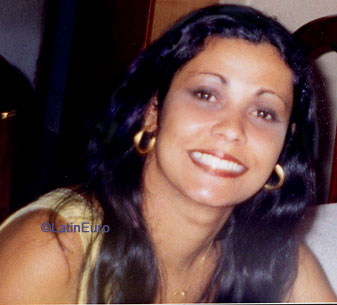 Date this stunning Brazil girl Eliane from BARRETOS B8188