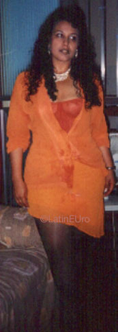 Date this athletic Brazil girl Marcia from CAMBE B8399