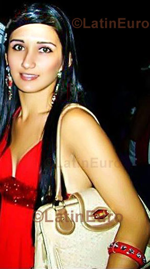 Date this exotic Brazil girl Mayara from Belo Horizonte B850