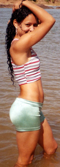 Date this good-looking Brazil girl Paula from ITAOBIM B8538