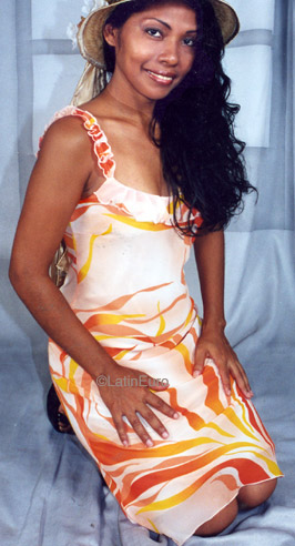 Date this good-looking Brazil girl Alexandrina from CAMPO GRANDE B8587