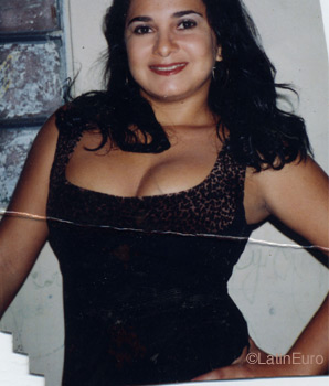 Date this beautiful Brazil girl Andreza from NATAL B8597