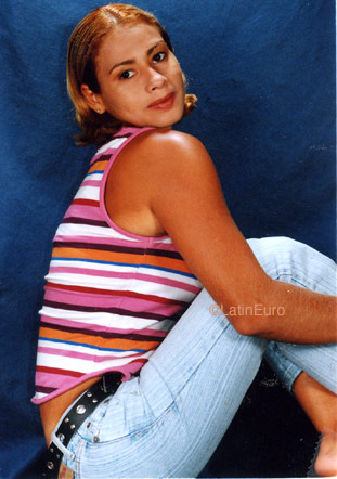 Date this georgeous Brazil girl Edva from  B8672