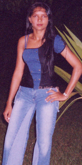 Date this beautiful Brazil girl Maria from ALTAMIRA B8683