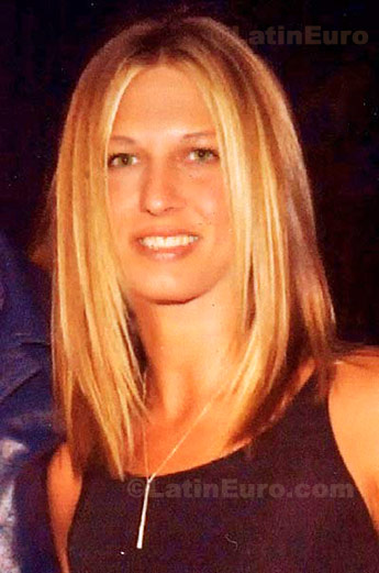 Date this passionate Brazil girl Cris from Sao Paulo B86