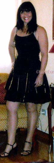 Date this pretty Brazil girl Gecy from CURITIBA B8717