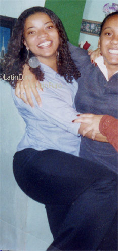 Date this attractive Brazil girl Adelaine from CONTAGEM B8739