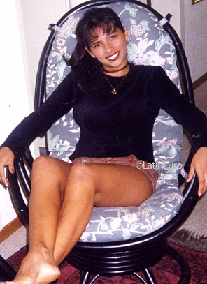 Date this delightful Brazil girl Elizabeth from MANAUS B8749