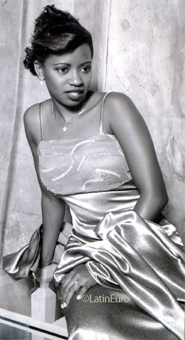 Date this young Brazil girl Liria from ITUIUTABA B8750