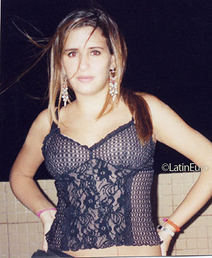 Date this fun Brazil girl Veridiana from  B8772