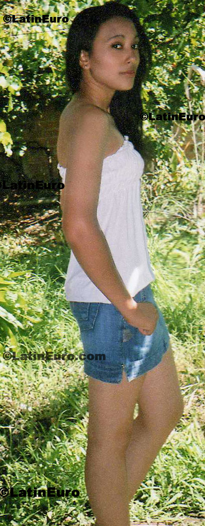 Date this young Brazil girl Mariely from Uruguaiana B8