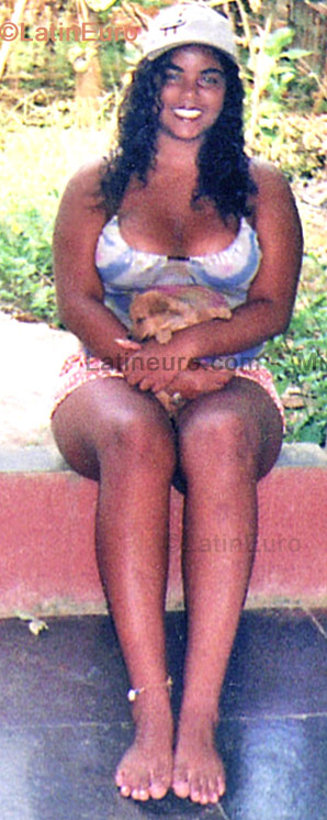 Date this beautiful Brazil girl Daniele from Caetanopolis B924