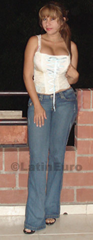 Date this funny Colombia girl Genny from Cali C8078