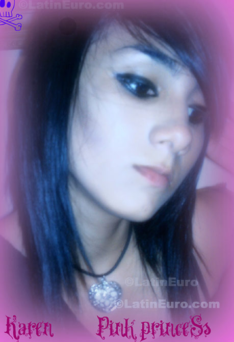 Date this pretty Colombia girl Karen from  C8110