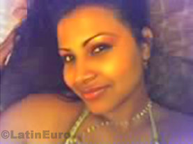 Date this sultry Colombia girl Lina from Medellin C8127